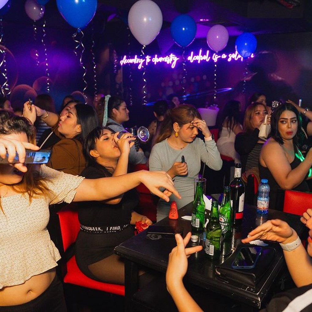 #urbansipclub#thetopnightclubindoha